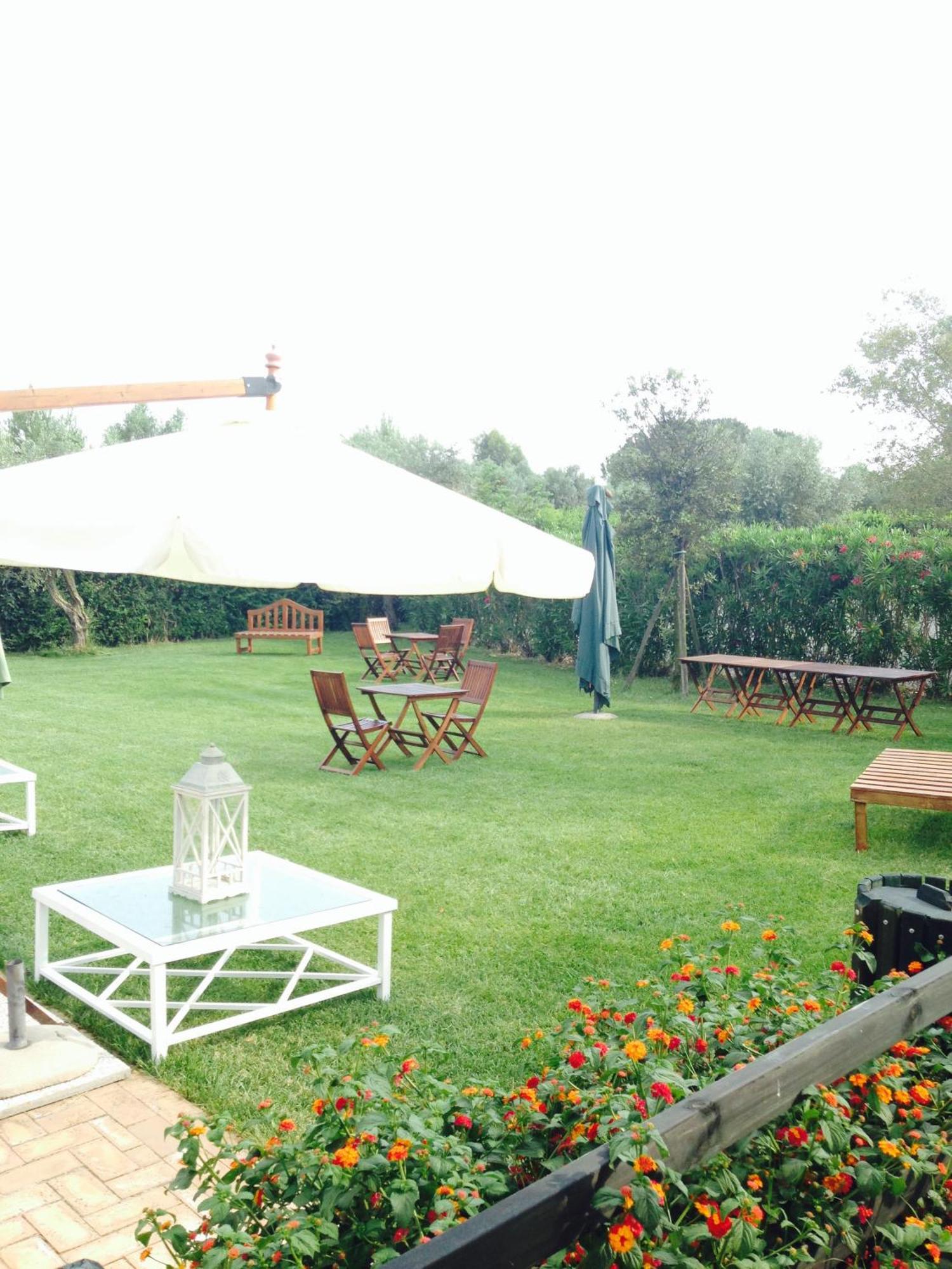 Casale Di Tormaggiore Villa And Country Suites โปเมเซีย ภายนอก รูปภาพ