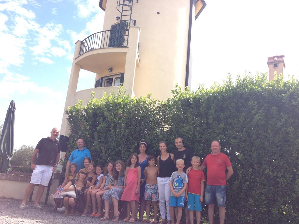Casale Di Tormaggiore Villa And Country Suites โปเมเซีย ภายนอก รูปภาพ