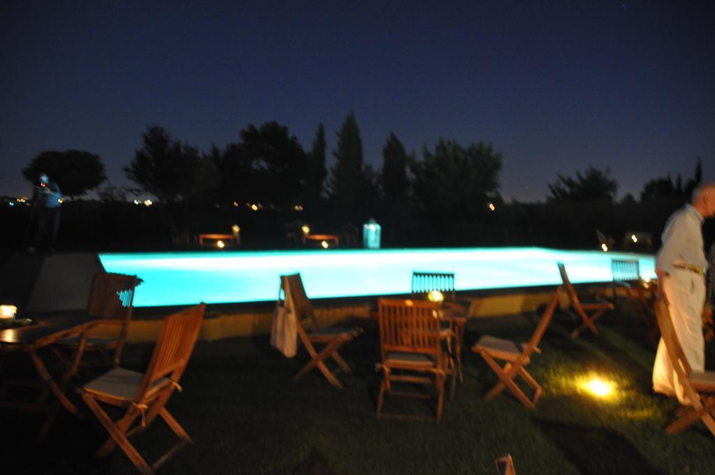 Casale Di Tormaggiore Villa And Country Suites โปเมเซีย ภายนอก รูปภาพ