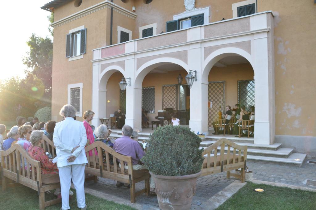 Casale Di Tormaggiore Villa And Country Suites โปเมเซีย ภายนอก รูปภาพ